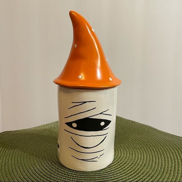 Rae Dunn Gnome candle with removeable top NWT - Picture 7 of 14